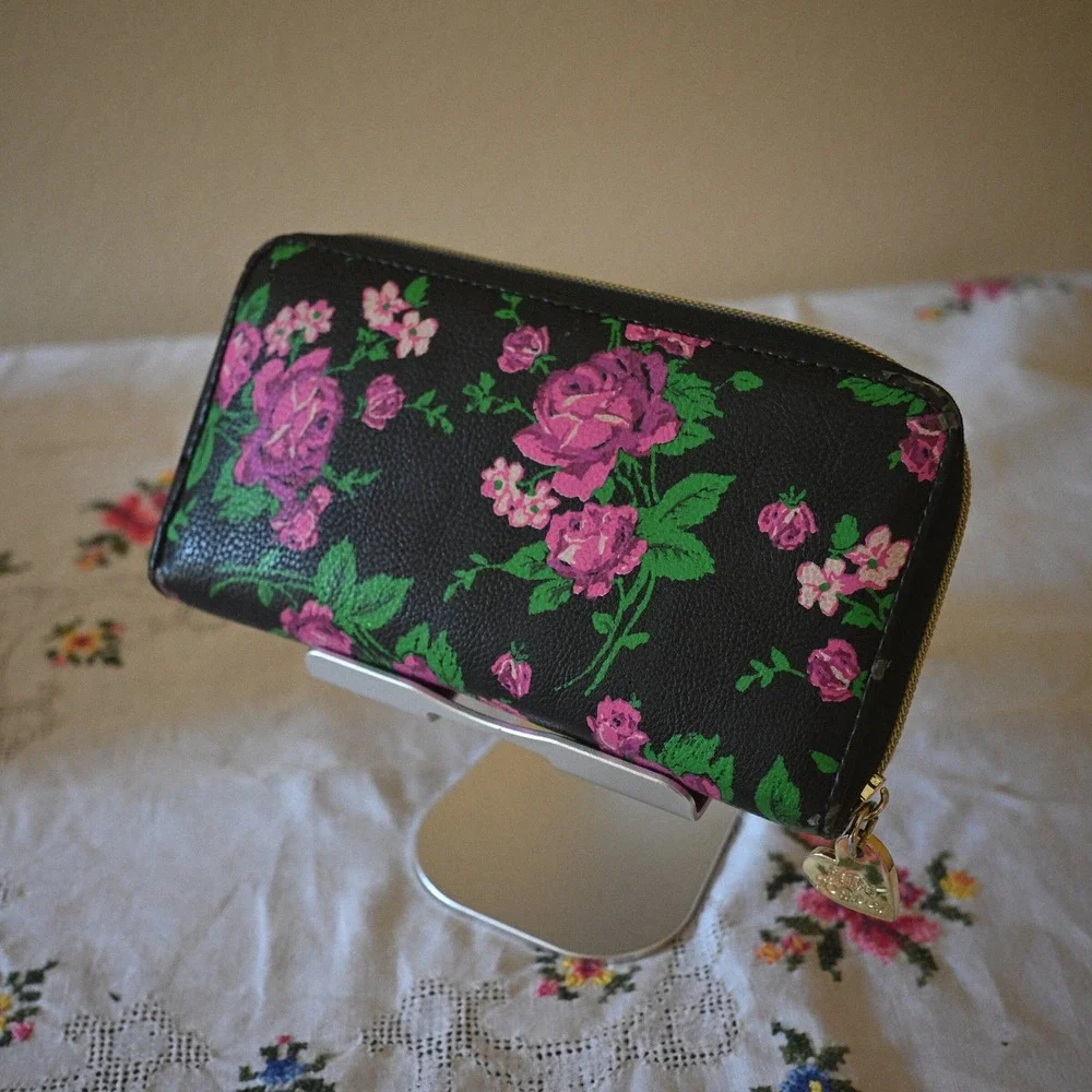 Betsey Johnson Floral Zip Around Wallet Black Pink Rose Print Gold Interior